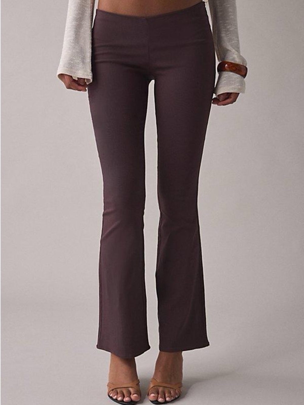 Urban Outfitters Kimchi Blue Womens Hailey Flare Pant Size XXS Brown Low Rise